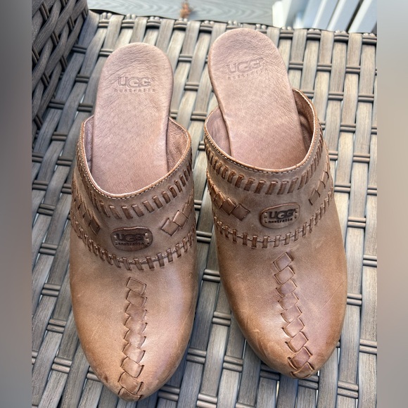 UGG Viveca heeled clog whipstitch leather shearling studded mule/clog Size 10 - Picture 2 of 9